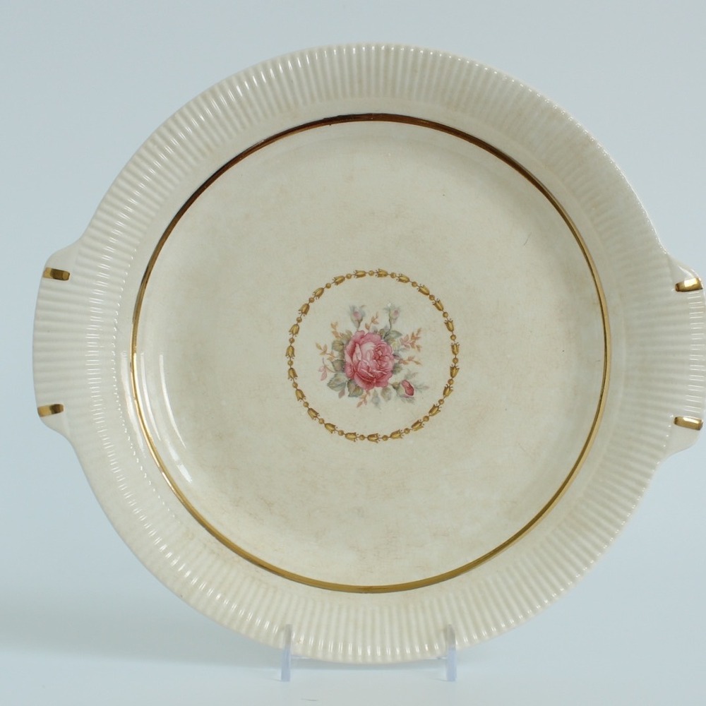 Salem China Victory Cake Plate 23 Karat Gold Trim Rose Floral Cream Vintage 11in